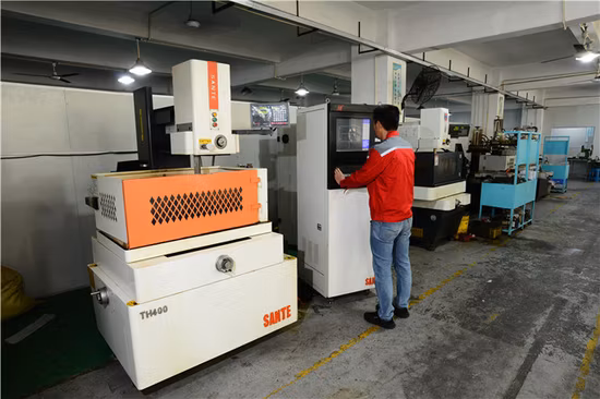 歯科技工所用自動4軸切断機